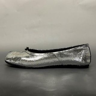 Maison Margiela(メゾンマルジェラ) フラットシューズ 37 レディース タビ バレリーナ S58WZ0042-P3753 シルバー レザー