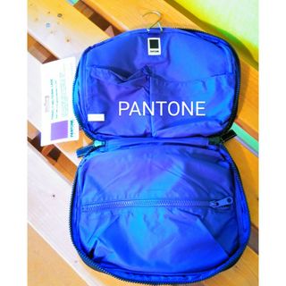 新品★PANTONE★フック付きトラベルポーチ(ポーチ)