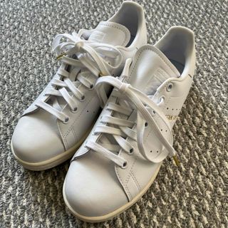 アディダス(adidas)のSTAN SMITH 23.5㎝(スニーカー)