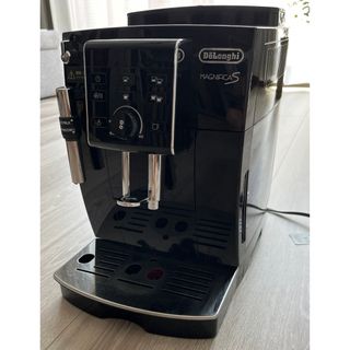 デロンギ(DeLonghi)の【動作良好】デロンギ  ECAM23120  マグニフィカS DeLonghi(エスプレッソマシン)