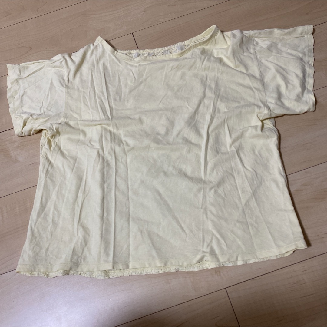 UNIQLO(ユニクロ)のレモンイエロー 夏のブラウスカットソー レディースのトップス(シャツ/ブラウス(半袖/袖なし))の商品写真