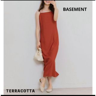 ベースメント(BASEMENT)の★美品★タイトワンピース　ワンピース　basement online テラコッタ(ひざ丈ワンピース)