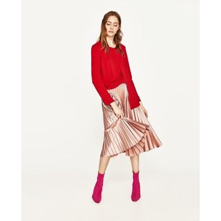 ザラ(ZARA)のZARA　プリーツスカート　ピンク　光沢　L(ロングスカート)