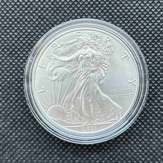 イーグル銀貨　2021 米国　アメリカ　シルバー1オンス(貨幣)