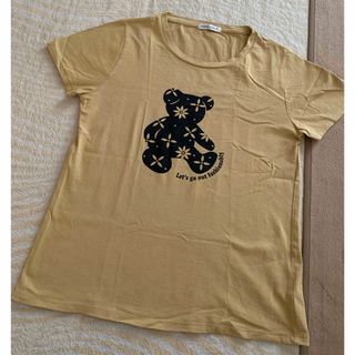 黄土色　クマ　Tシャツ(Tシャツ(半袖/袖なし))