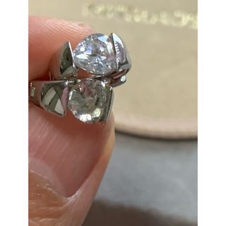 スワロフスキー(SWAROVSKI)のスワロフスキー刻印ピアス(ピアス)