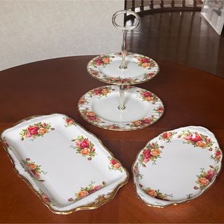 ロイヤルアルバート(ROYAL ALBERT)の【美品】英国製　ロイヤルアルバート★オールドカントリーローズ★パーティセット(食器)