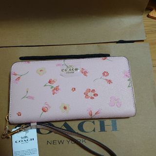 コーチ(COACH)のCOACH　長財布 新品　未使用　レディース　花柄　ピンク(財布)