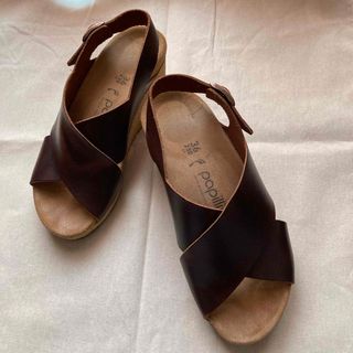 ビルケンシュトック(BIRKENSTOCK)のビルケンシュトック　ウェッジヒールサンダル　ブラウン(サンダル)