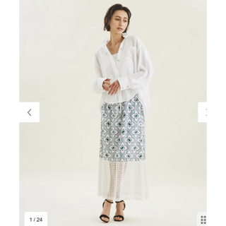 GRACE CONTINENTAL - グレースコンチネンタル　キカ刺繍ロングスカート