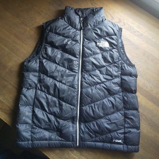 ザノースフェイス(THE NORTH FACE)のノースフェイス ダウンベスト 140(ジャケット/上着)