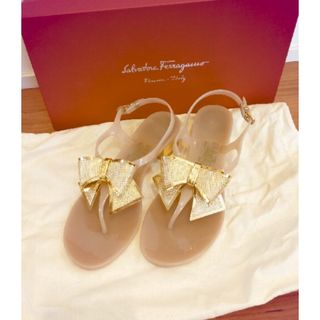 サルヴァトーレフェラガモ(Salvatore Ferragamo)のサルバトーレフェラガモ　ラバーサンダル(サンダル)