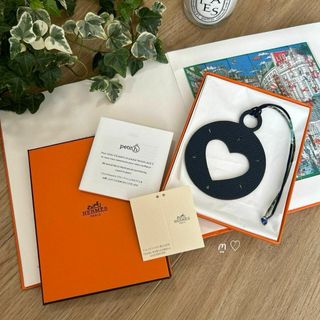 エルメス(Hermes)のHERMESエルメス　プティアッシュ　ハートサークル　レザーバッグチャーム(キーホルダー)