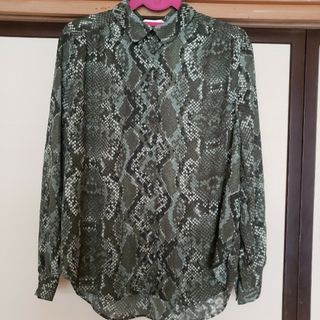 エイチアンドエム(H&M)の新品✧H＆M 長袖ブラウス(シャツ/ブラウス(長袖/七分))