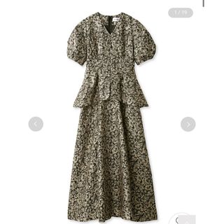 リリーブラウン(Lily Brown)の完売品⭐︎ペプラムジャガードワンピース　リリーブラウン(ロングワンピース/マキシワンピース)