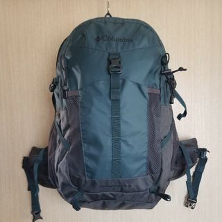 コロンビア(Columbia)の【sale】【美品】コロンビア Columbia ブルーリッジマウンテン30(登山用品)