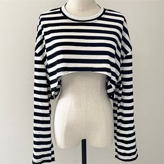 シーイン(SHEIN)の試着のみ　シーイン　ショート丈　ボーダートップス(カットソー(長袖/七分))