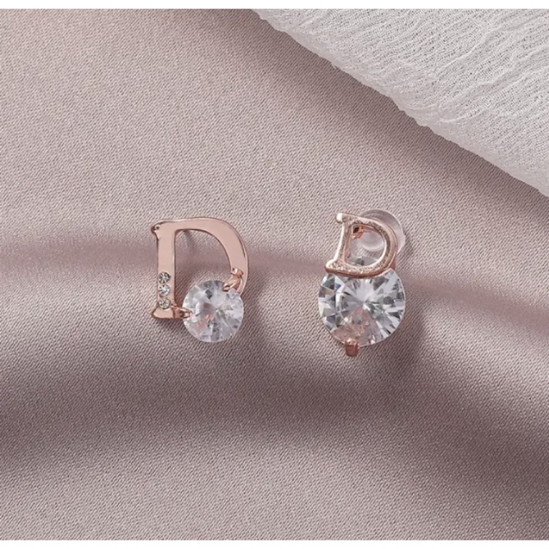 Christian Dior(クリスチャンディオール)のディオールノベルティピンクゴールドピアス レディースのアクセサリー(ピアス)の商品写真