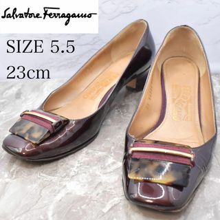 サルヴァトーレフェラガモ(Salvatore Ferragamo)のsalvatore ferragamoサルヴァトーレフェラガモ　エナメルパンプス(ハイヒール/パンプス)