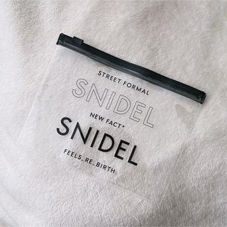 SNIDEL クリアポーチ