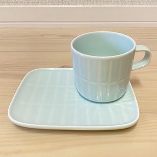 マリメッコ(marimekko)のマリメッコ　ティイリスキヴィ　ミント　マグカップ　プレート(食器)