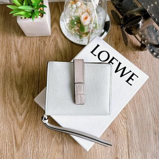 ロエベ(LOEWE)の◇ロエベ◇アナグラム ジップウォレット 二つ折り財布 ライトグレー ブランド(財布)