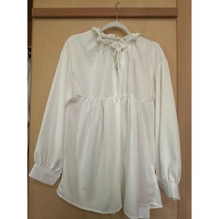 ラウジー(lawgy)のlawgy frill neck bowtie shirt(シャツ/ブラウス(長袖/七分))