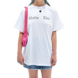 韓国 Matin Kim MATIN LOGO TOP Tシャツ ホワイト(Tシャツ(半袖/袖なし))