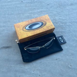 Oakley(サングラス/メガネ)のフリマアイテム一覧 Oakley(サングラス/メガネ)のフリマアイテム一覧