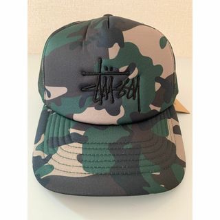 ステューシー(STUSSY)のSTUSSY TRUCKER BIGBASIC SNAPBACK ステッカー付き(キャップ)