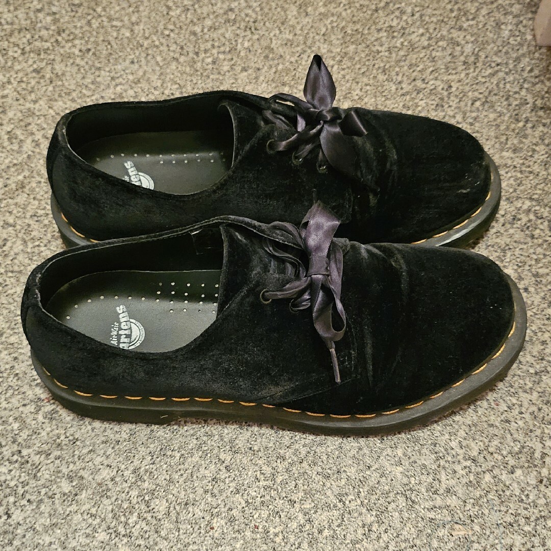 Dr.Martin ベルベット 3ホールシューズ UK4 美品 Dr.Martin ベルベット 3ホールシューズ UK4 美品