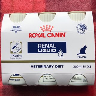 ロイヤルカナン(ROYAL CANIN)のロイヤルカナン猫用 腎臓サポート リキッド　200ml×3本  (猫)