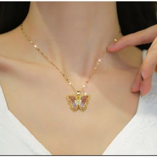 【新入荷】✨キラキラ✨蝶々　ネックレス ピアス　サージカルステンレス (ネックレス)