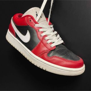 ナイキ(NIKE)のNIKE WMNS AIR JORDAN 1 LOW(スニーカー)