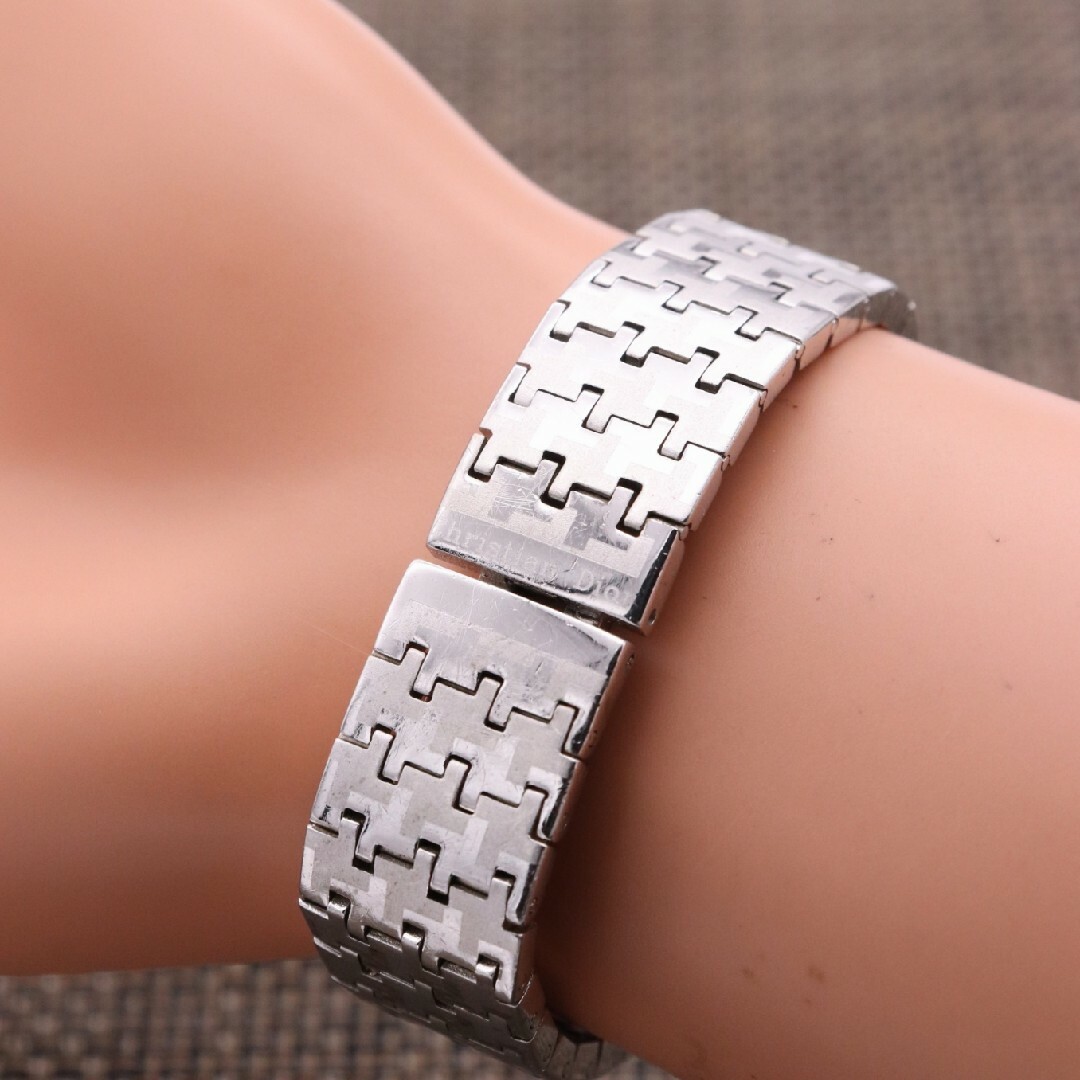 正規品【新品電池】ChristianDior D70-100/動作良好 バングル 腕時計 正規品【新品電池】ChristianDior D70-100/動作良好 バングル 腕時計