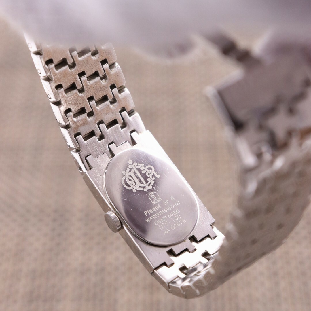正規品【新品電池】ChristianDior D70-100/動作良好 バングル 腕時計 正規品【新品電池】ChristianDior D70-100/動作良好 バングル 腕時計