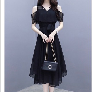 【売れてます】ワンピース　ドレス　ブラック　膝丈　韓国風　オルチャン　肩出し　黒(ミディアムドレス)