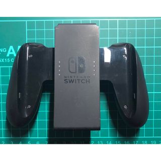 Nintendo Switch - NintendoSwitch 純正 ジョイコングリップ　中古　J