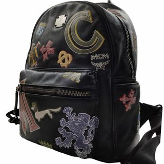 エムシーエム(MCM)の稀少 MCM リュックサック スポーティカジュアル ワッペン レザー ブラック(リュック/バックパック)