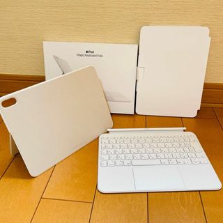 アップル(Apple)の【新品同様品】iPad 第10世代 Magic Keyboard Folio(PC周辺機器)