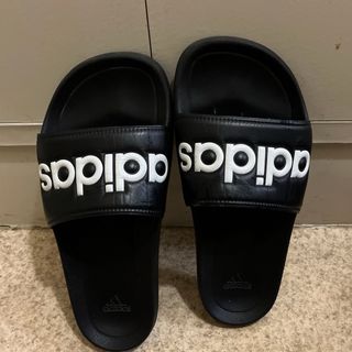 adidas スリッパ(サンダル)