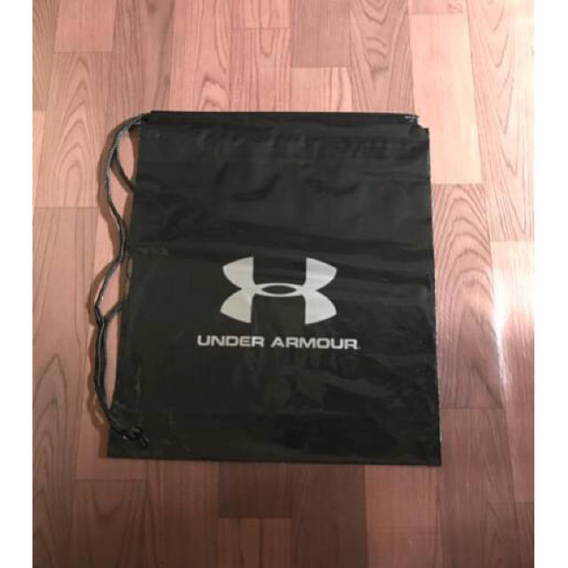 UNDER ARMOUR(アンダーアーマー)の限定商品 アンダ アーマー コンバイン MD ブラック フリース パーカー メンズのトップス(ジャージ)の商品写真