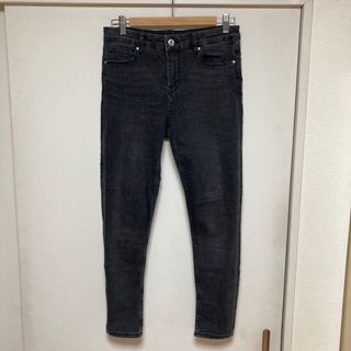 エイチアンドエム(H&M)のH&M ブラックスキニーデニム ストレッチジーンズ M 38(デニム/ジーンズ)