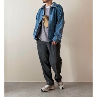 ユニクロ(UNIQLO)のユニクロ タックワイドパンツ グレー S(スラックス)