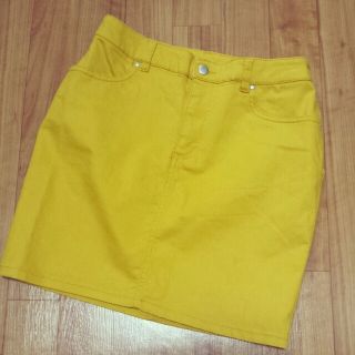 エイチアンドエム(H&M)のH&M カラースカート yellow(ミニスカート)