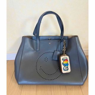 ANYA HINDMARCH スマイリートートバッグ　