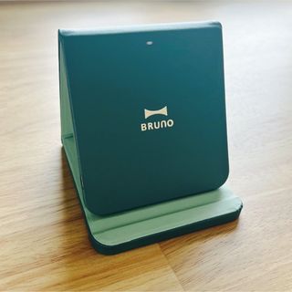 ブルーノ(BRUNO)のBRUNO BDE048-KHGR グリーン　充電器(バッテリー/充電器)