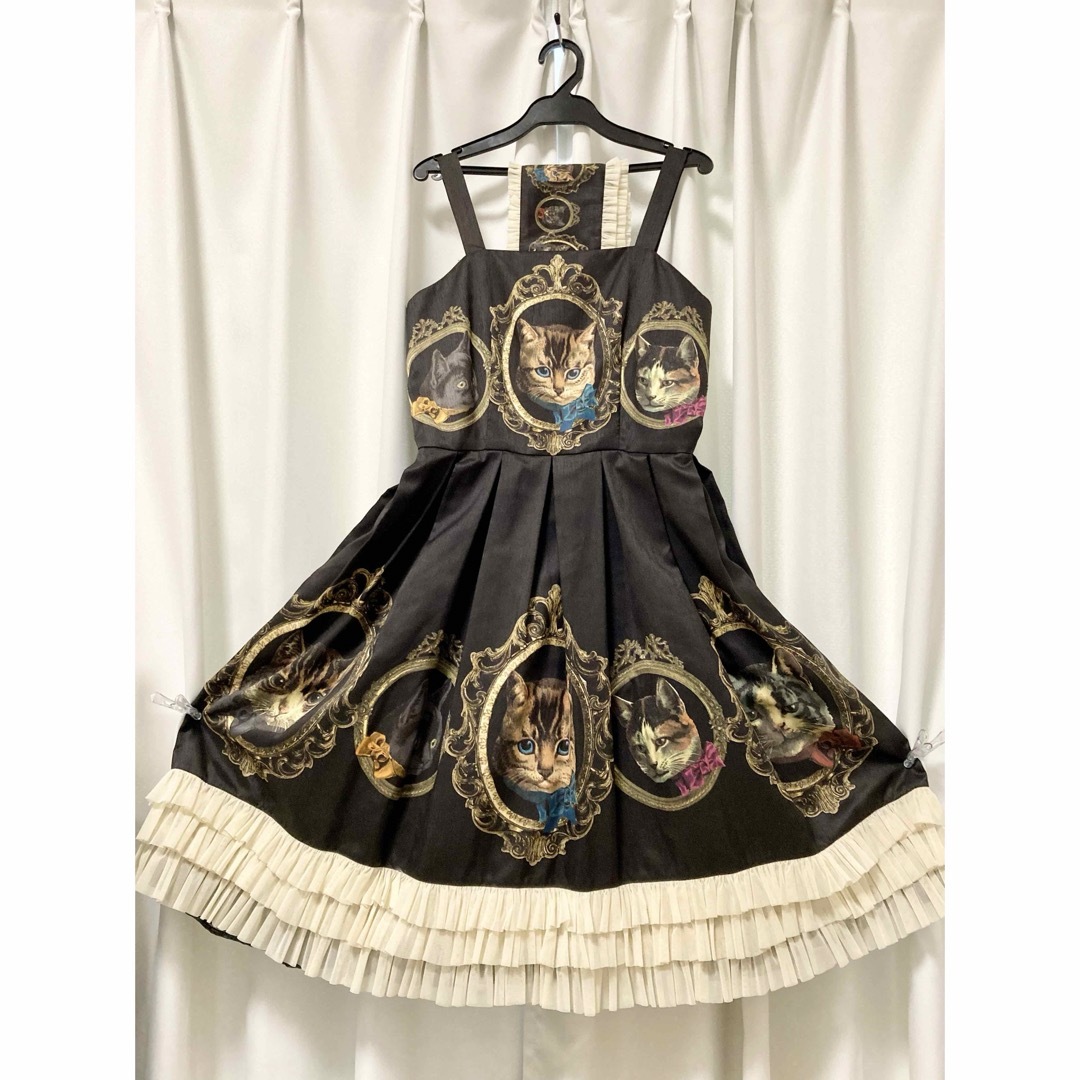 Victorian maiden - Juliette et Justine ル カードル ドゥ シャ Victorian maiden - Juliette et Justine ル カードル ドゥ シャ