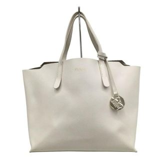 フルラ(Furla)のFURLA(フルラ) トートバッグ 白 レザー(トートバッグ)