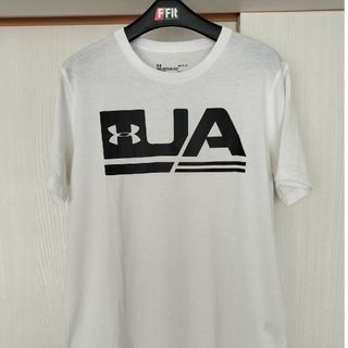 アンダーアーマー(UNDER ARMOUR)のUNDER ARMOUR　アンダーアーマー　半袖Ｔシャツ　ホワイト(Tシャツ/カットソー(半袖/袖なし))